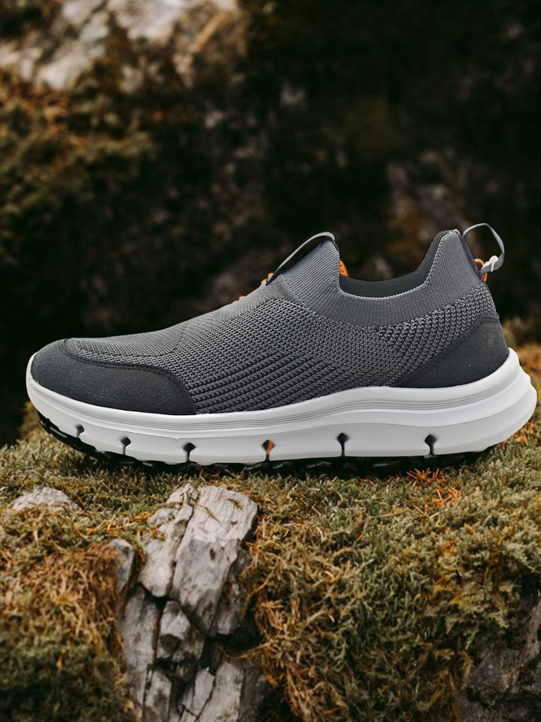 TRV Men Mesh Running Non-Marking Shoes