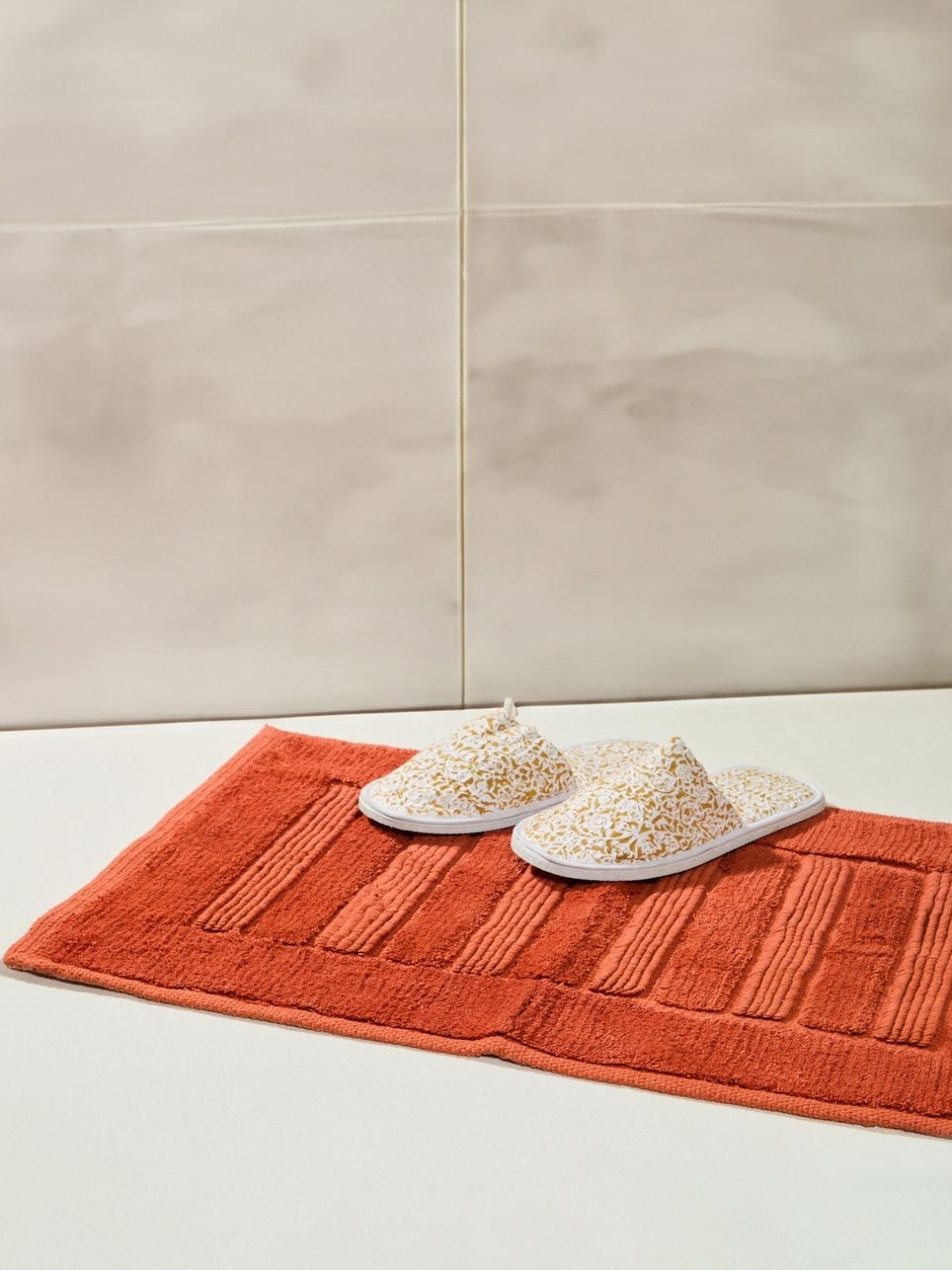 Fabindia Orange-Colored Striped 1400 GSM Bathmat