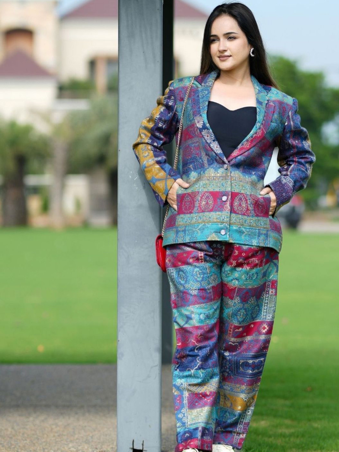 HOUSE OF KIRNA'S WITH LOGO OF HOK Shawl Neck Printed Blazer & Trouser