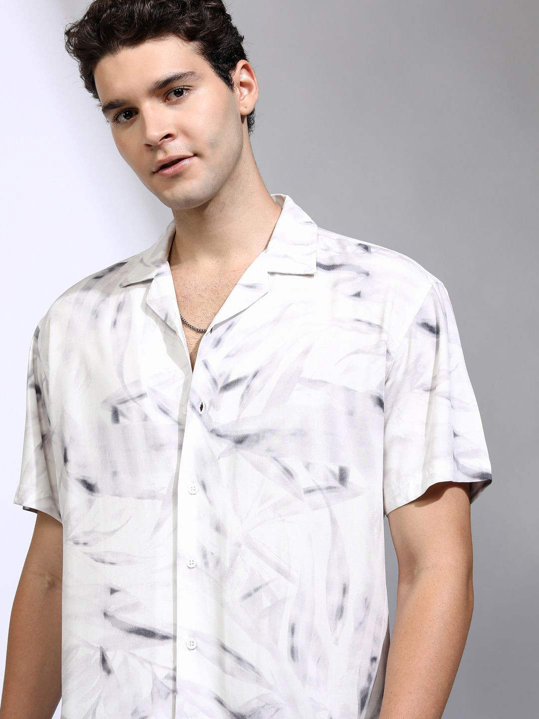 Highlander Men Printed Cuabn Collar Relaxed Regular Fit Shirt