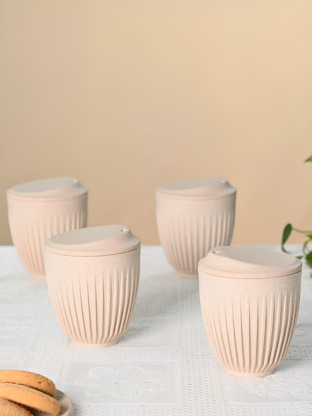 eha Stylish Off White Plastic Handmade 4 Piece Cups with Lid-250ml