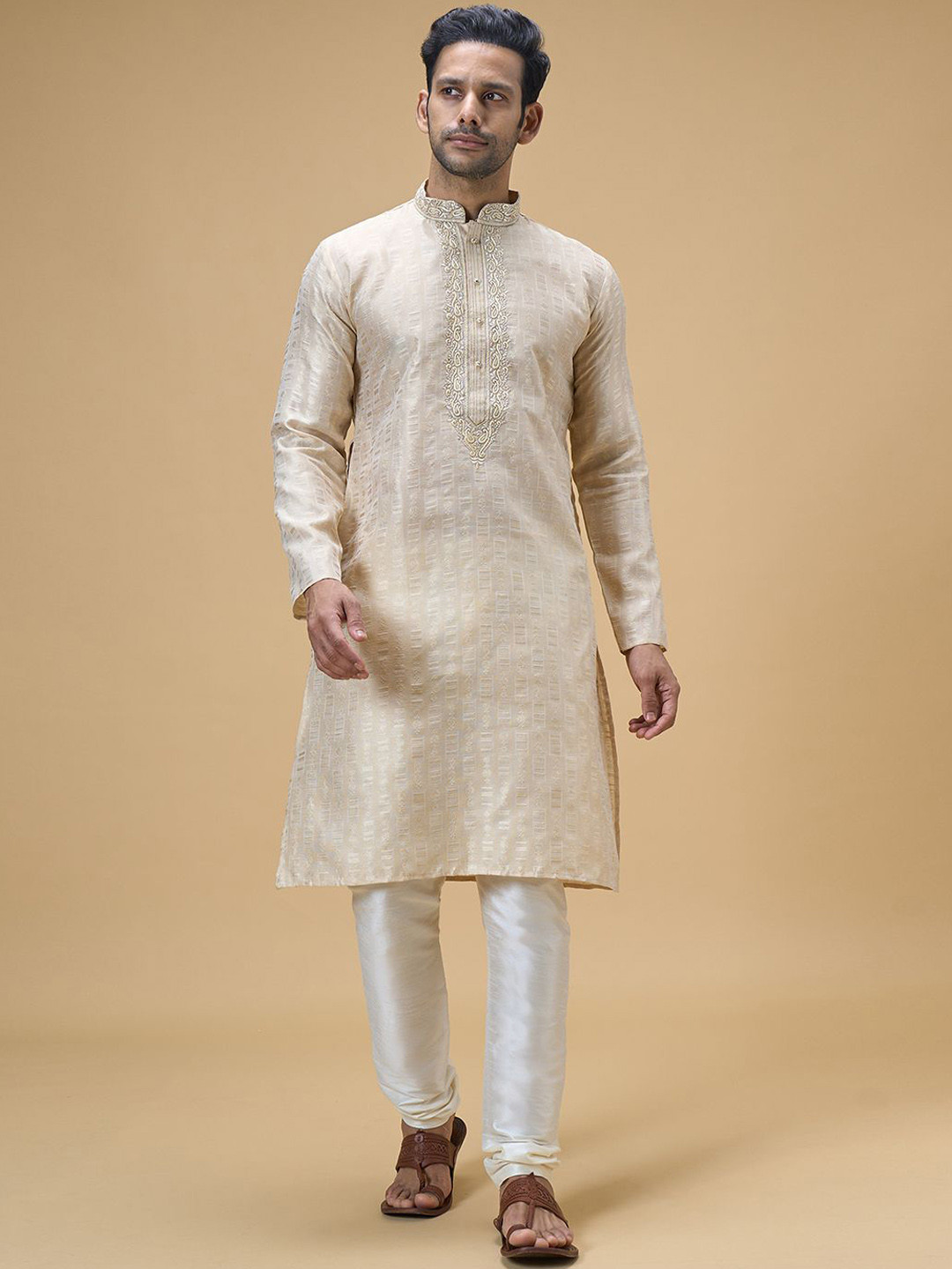 Arihant Rai Sinha Self Design Mandarin Collar Thread Work Straight Kurta With Churidar