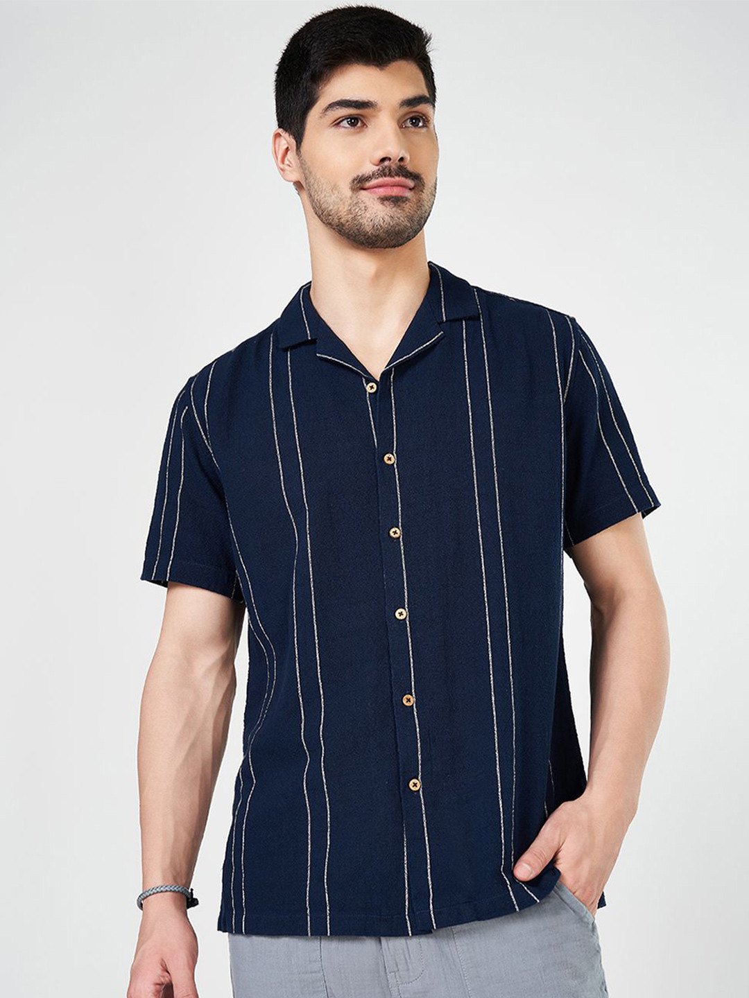 7 Alt by Pantaloons Men Cuban Collar Vertical Striped Cotton Relaxed Fit Casual Shirt