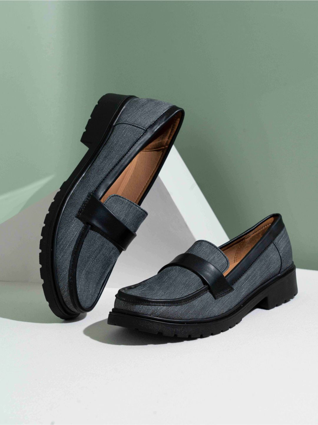 Inc 5 Women Round Toe Chunky Loafers