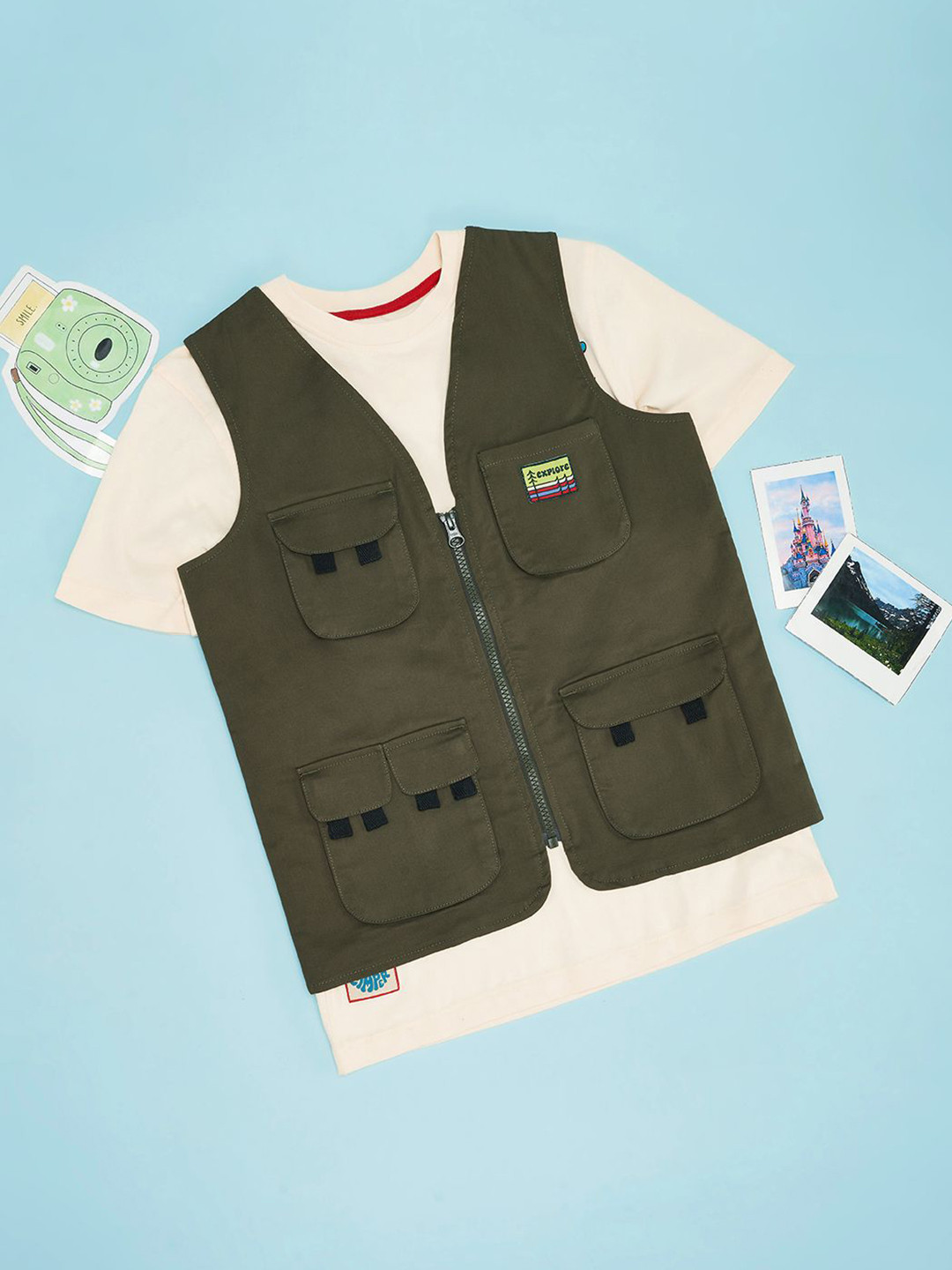 Pantaloons Junior Boys Single Round Neck Short Sleeves Cotton Regular Fit T-Shirt & Jacket