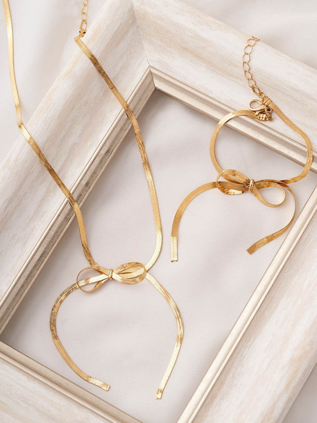 JOKER & WITCH Audrey Bow Gold -Plated Jewellery Set