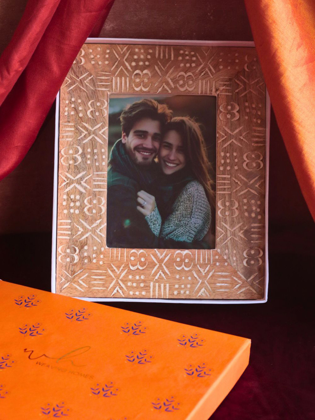 WEAVING HOMES White & Brown Carved Wooden Frame