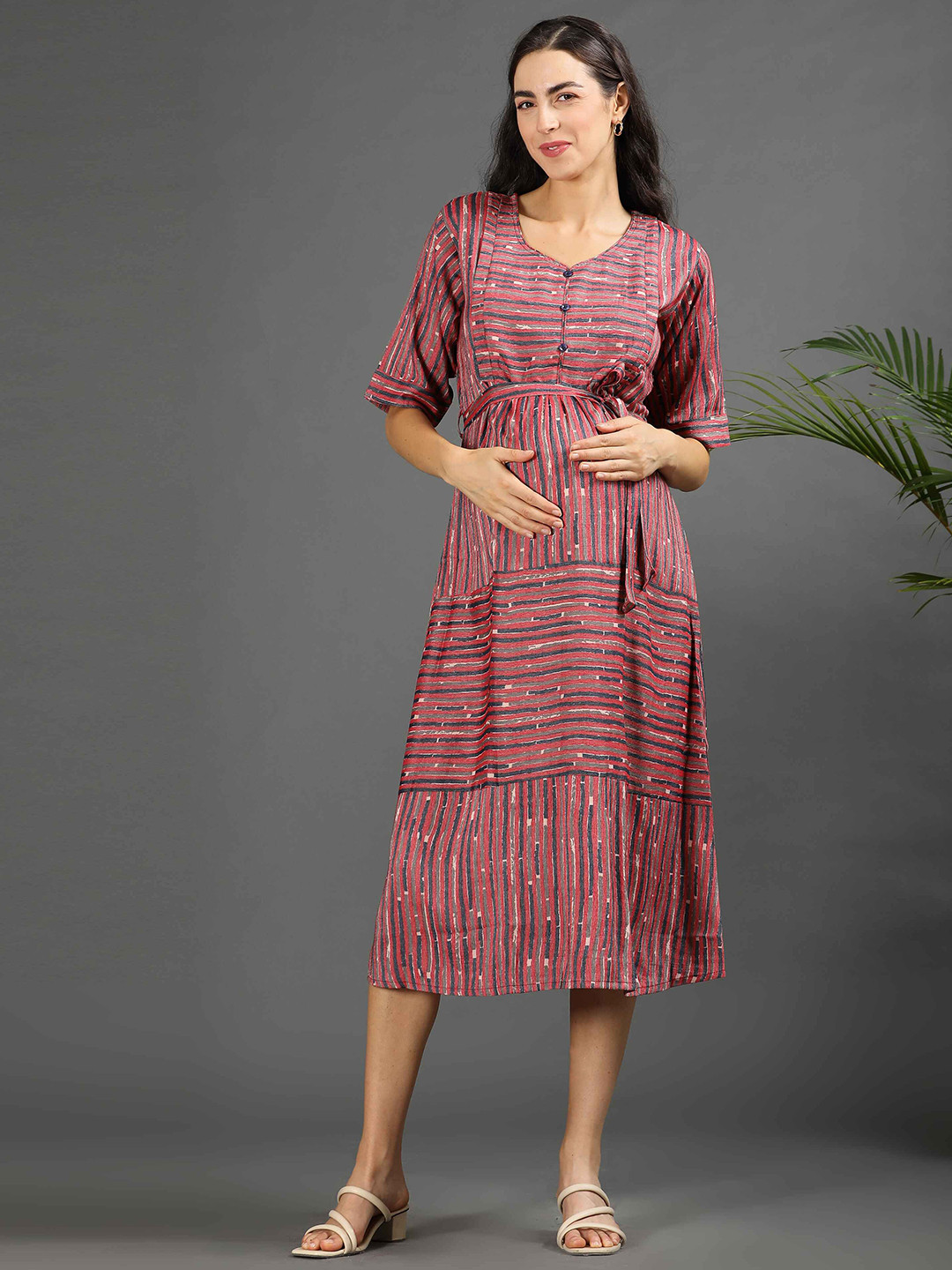GOLDSTROMS Printed Fit and Flare Midi Maternity Dress