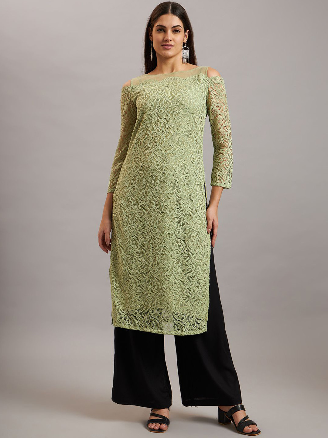 Ojjasvi Ethnic Motifs Embroidered Cold-Shoulder Sleeves Net Regular Straight Kurta