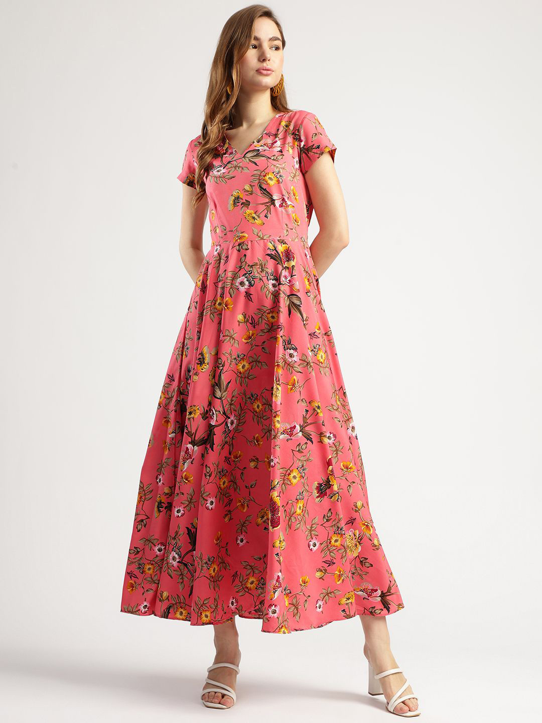 T TRYON ULTIMATE Floral Printed V-Neck Short Sleeves Fit and Flare Dress