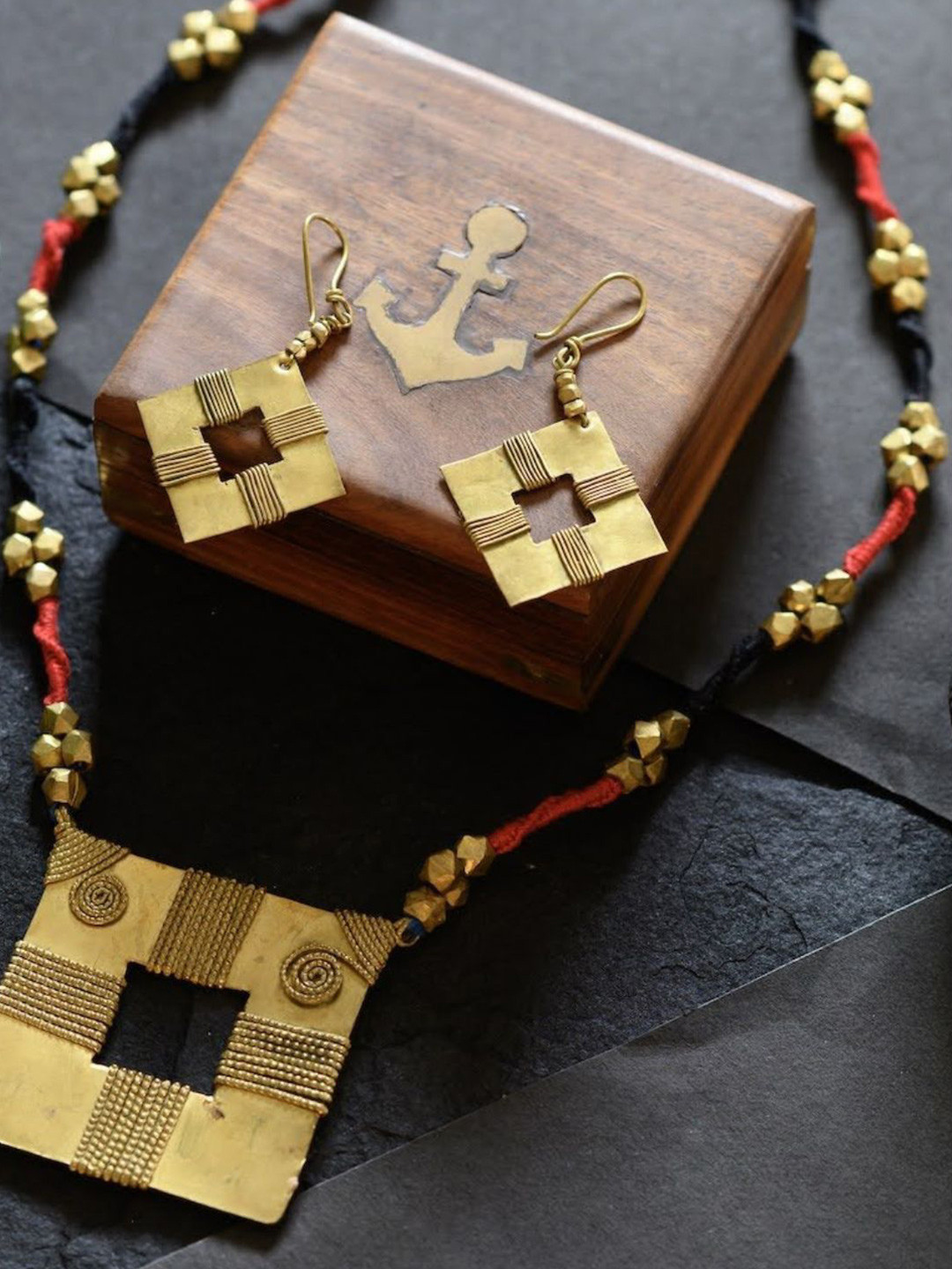 ArtEastri Handcrafted Beaded Square Tribal Necklace and Earrings