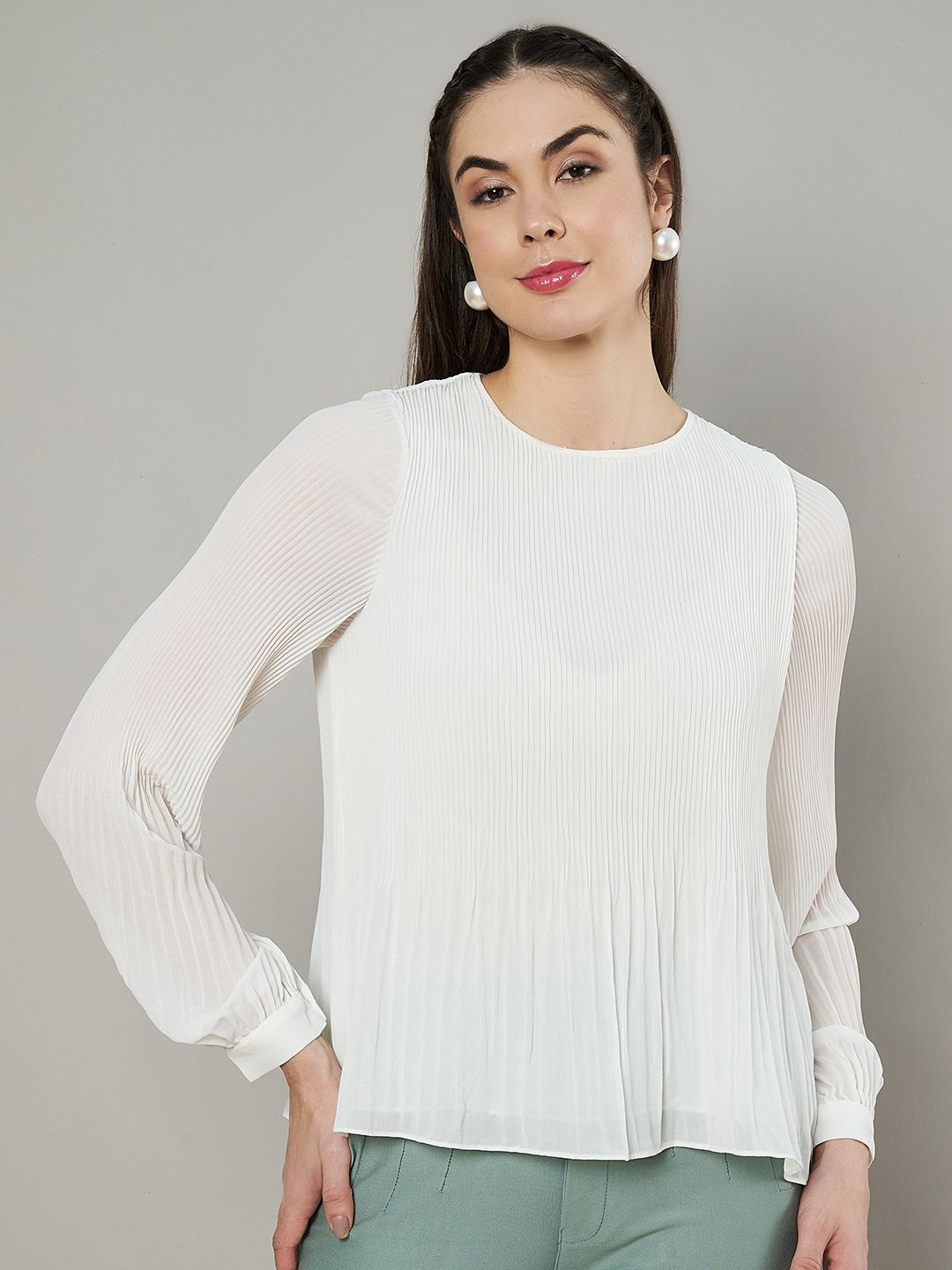 Amagyaa Women Round Neck Plated Cuffed Sleeves Casual Top