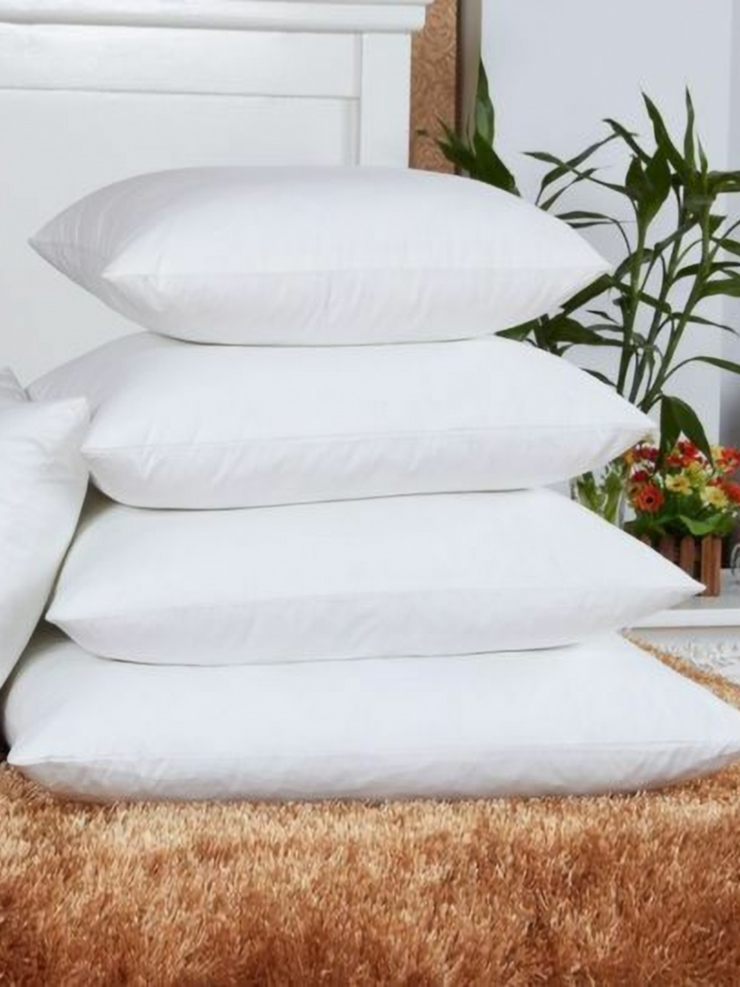 Embroco White 5 Pieces Square Pre Filled Cushions