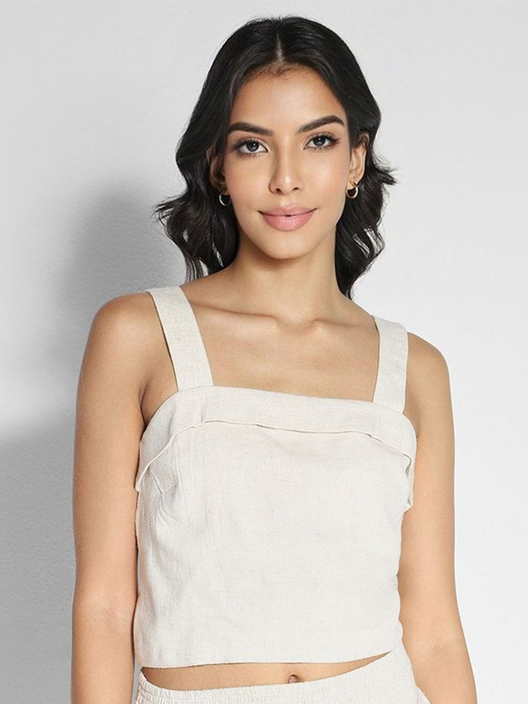 AMERICAN EAGLE OUTFITTERS Floral Crop Top