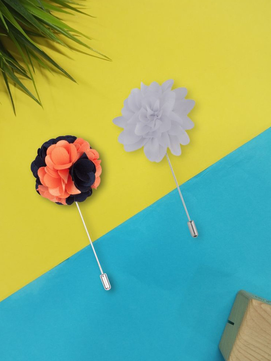 The Tie Hub Pack Of 2 Men Dahlia Flower Shaped Lapel Pin Brooch