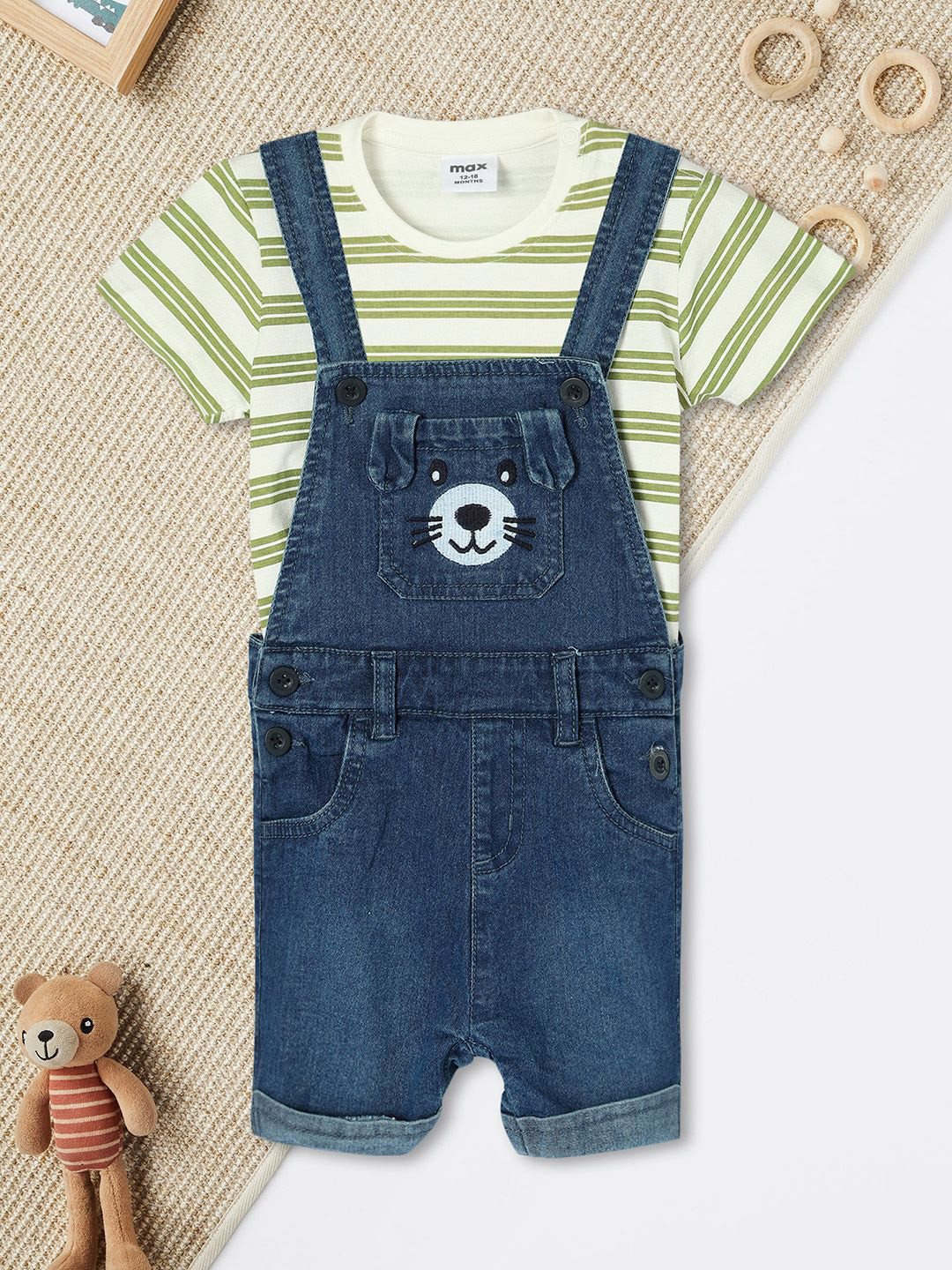 max Boys Printed Dungarees Set