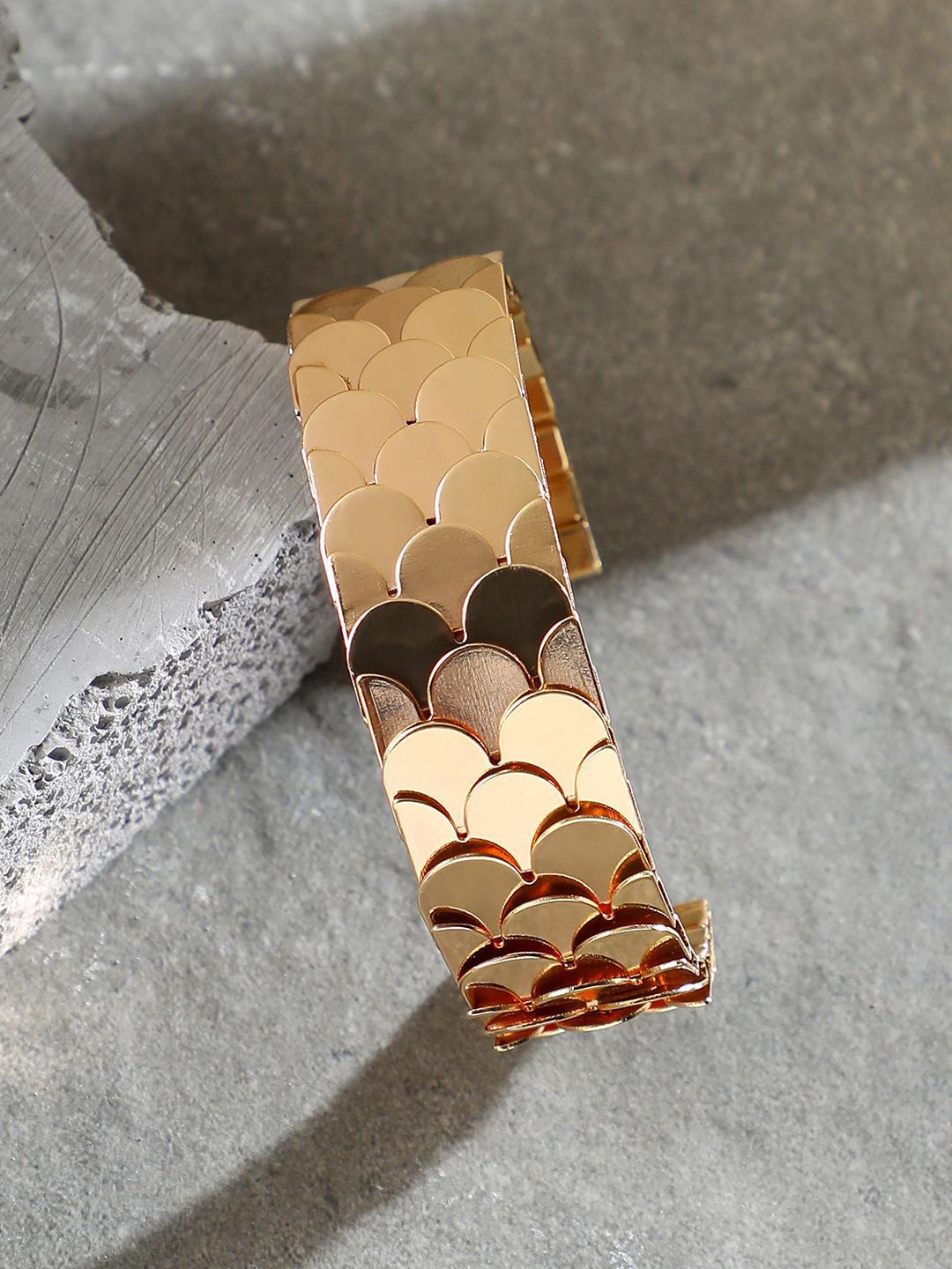 SOHI The Python Gold-Plated Cuff Bracelet