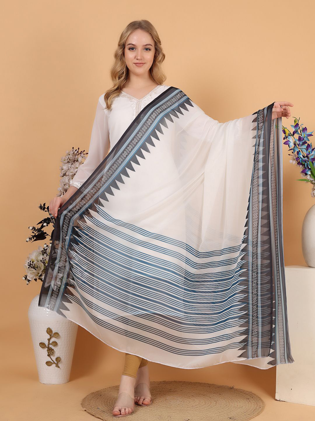 Tulip Eden Geometric Printed Dupatta