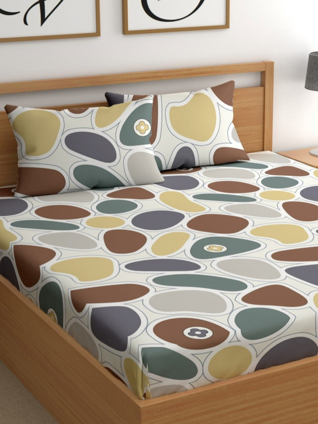 CHHAVI INDIA White Graphic Microfiber 210 TC Queen Fine Bedsheet with 2 Pillow Covers-89 x 98 inches