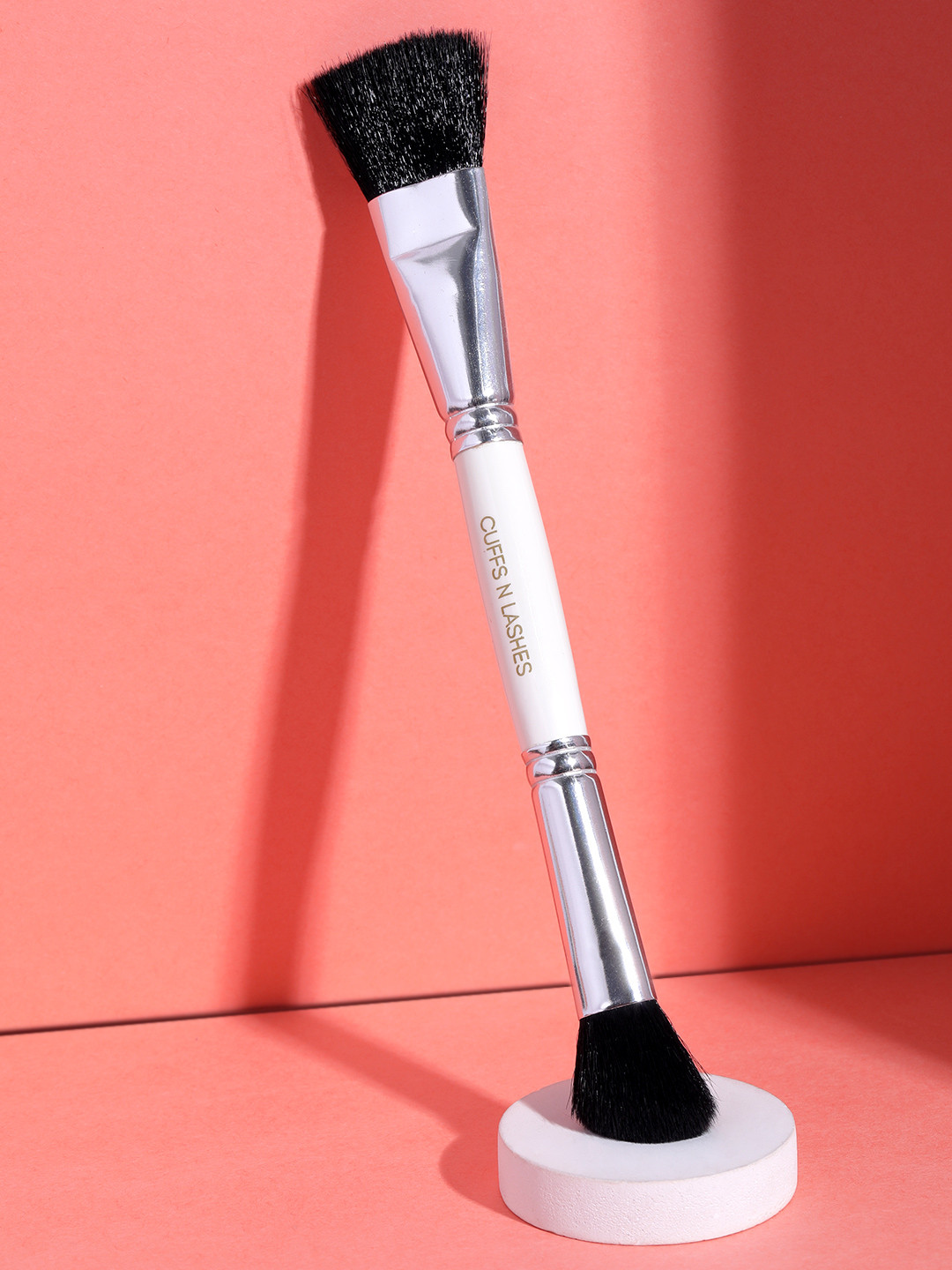 CUFFS N LASHES Double Duty Flat & Angled Contour Brush - DD02