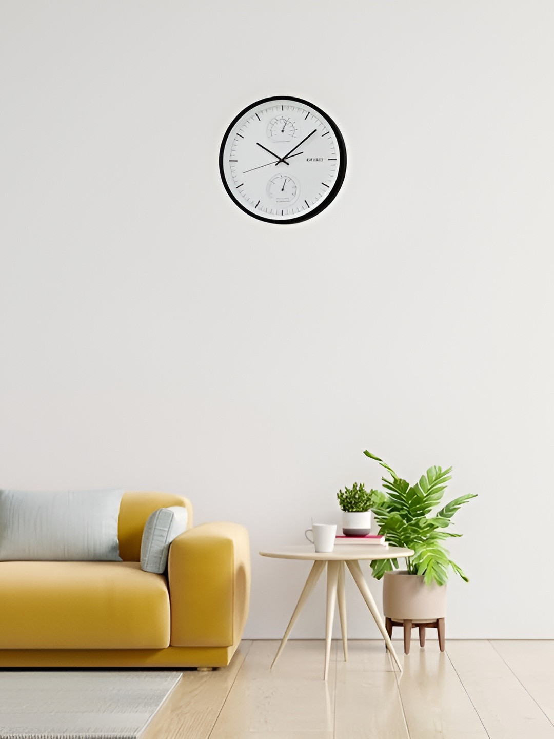 SEIKO Black & Cream-Coloured Round Shaped Contemporary Analogue Wall Clock