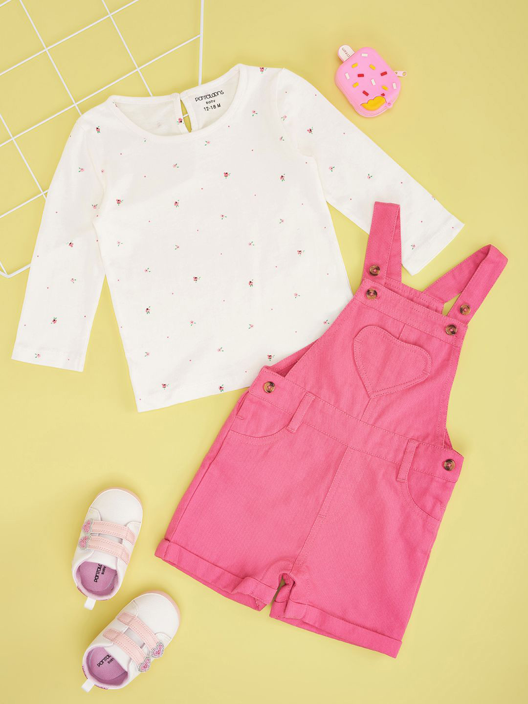 Pantaloons Baby Girls Abstract Printed Pure Cotton Dungaree With T-Shirt