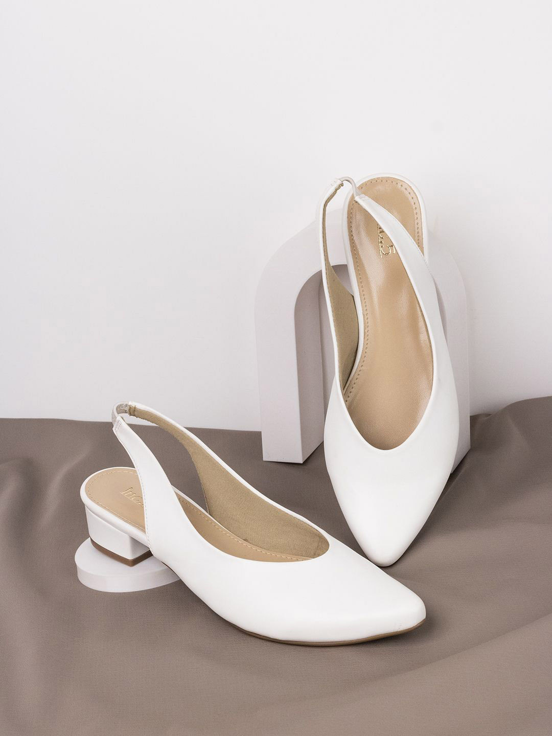 Inc 5 Women Block Heel Pointed Toe Pumps