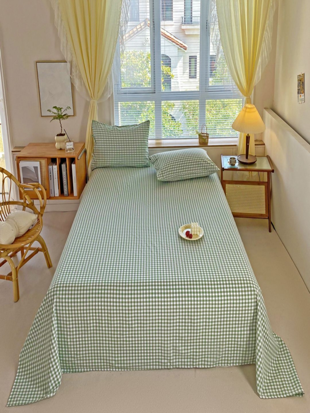 JC HOME Green Checked Pure Cotton 230 TC King Bedsheet with 2 Pillow Covers-98 x 98 inches