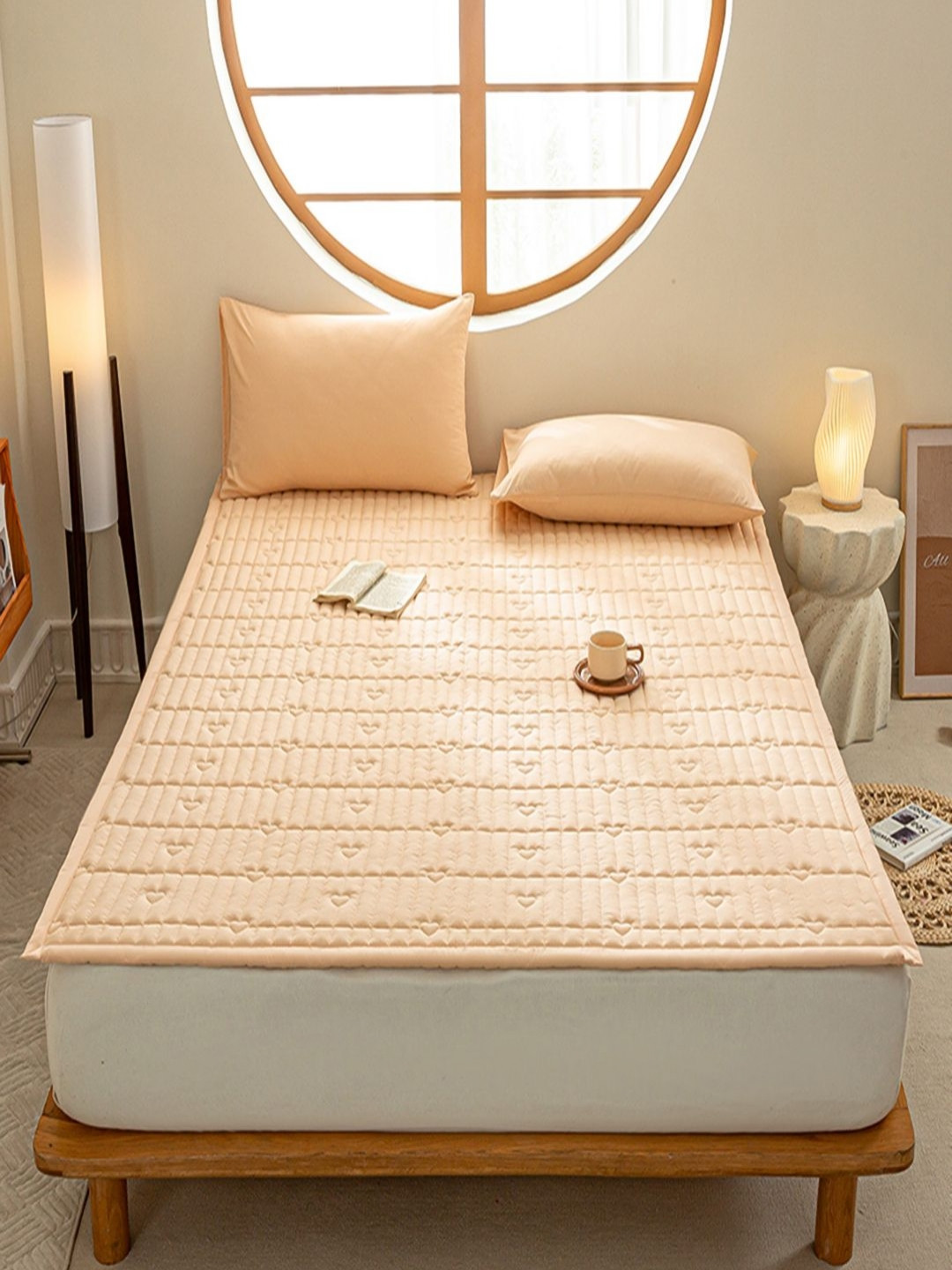 JC HOME Champagne Conversational Polycotton 160 TC Fitted King Bedsheet with 2 Pillow Covers-71 x 79 inches