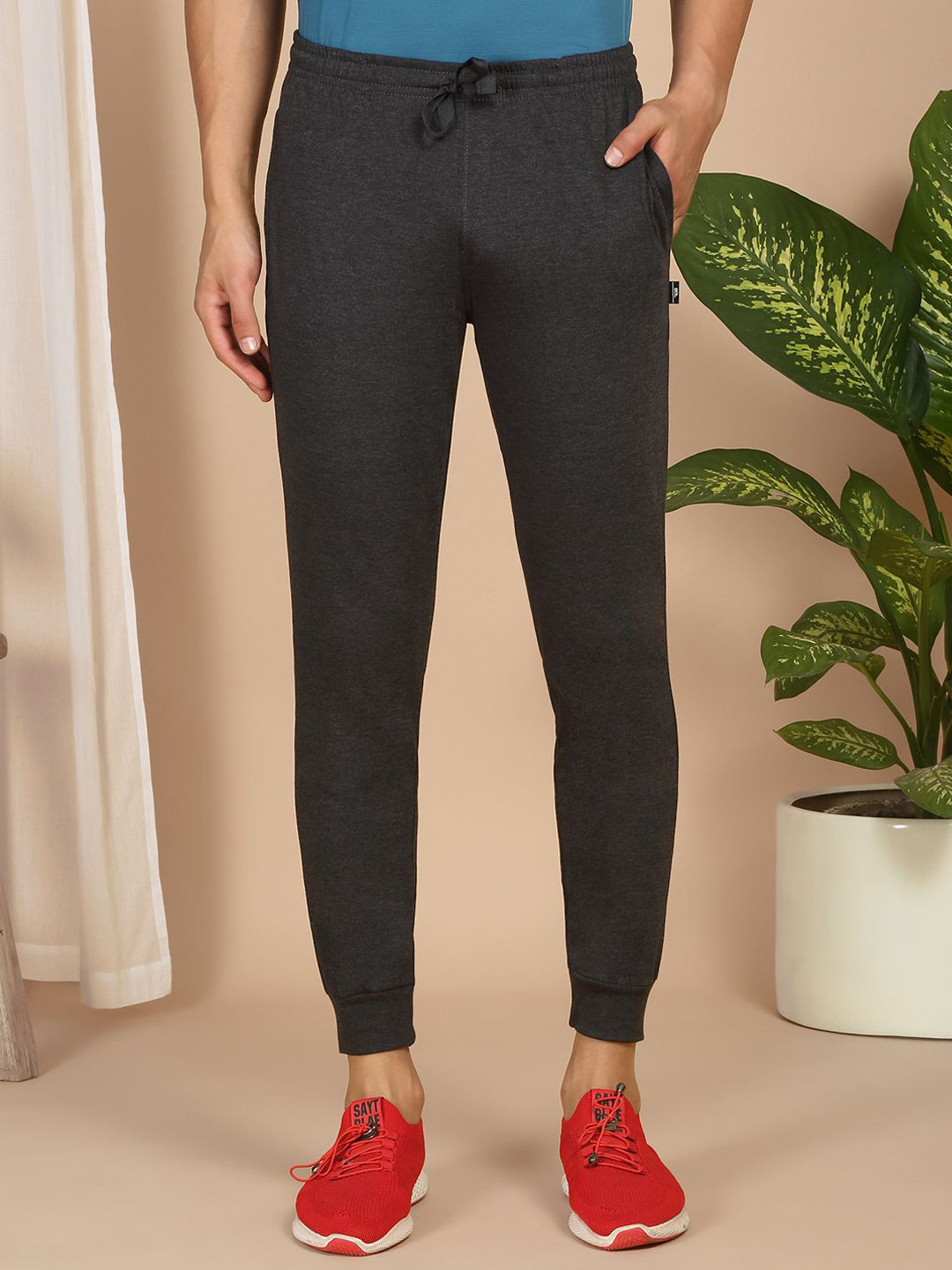Sweet Dreams Women Cotton Rich Mid-Rise Joggers