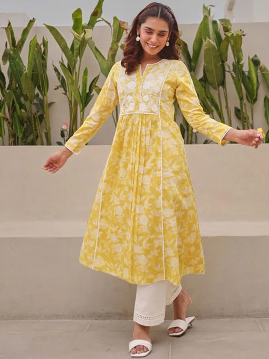 Anni Designer Floral Printed Chikankari Panelled Anarkali Kurta