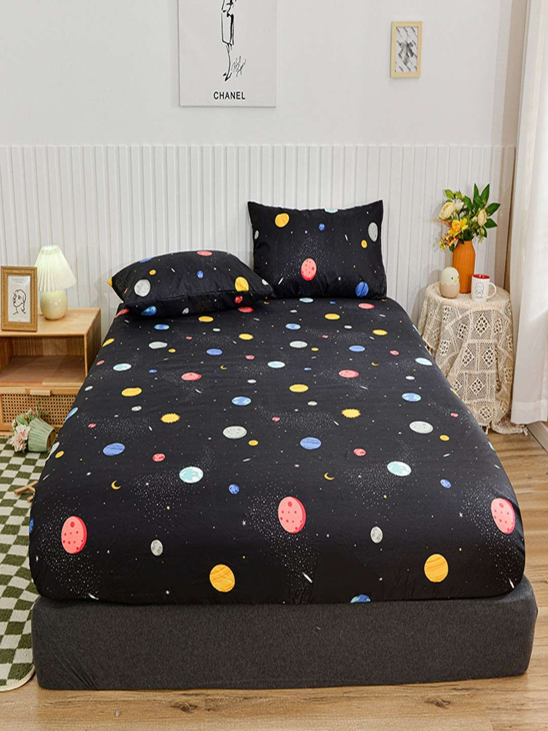 JC HOME Mg Black Graphic Polycotton 140 TC Fitted Single Bedsheet with a Pillow Cover-120 x 200 cm