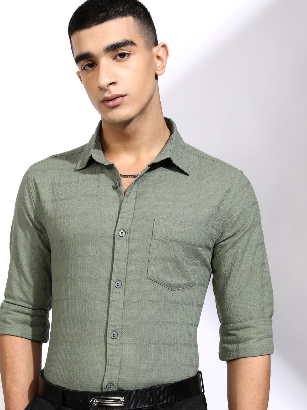 HIGHLANDER Men Olive Dobby Textured Solid Cuban Collar Regular Fit Shirt