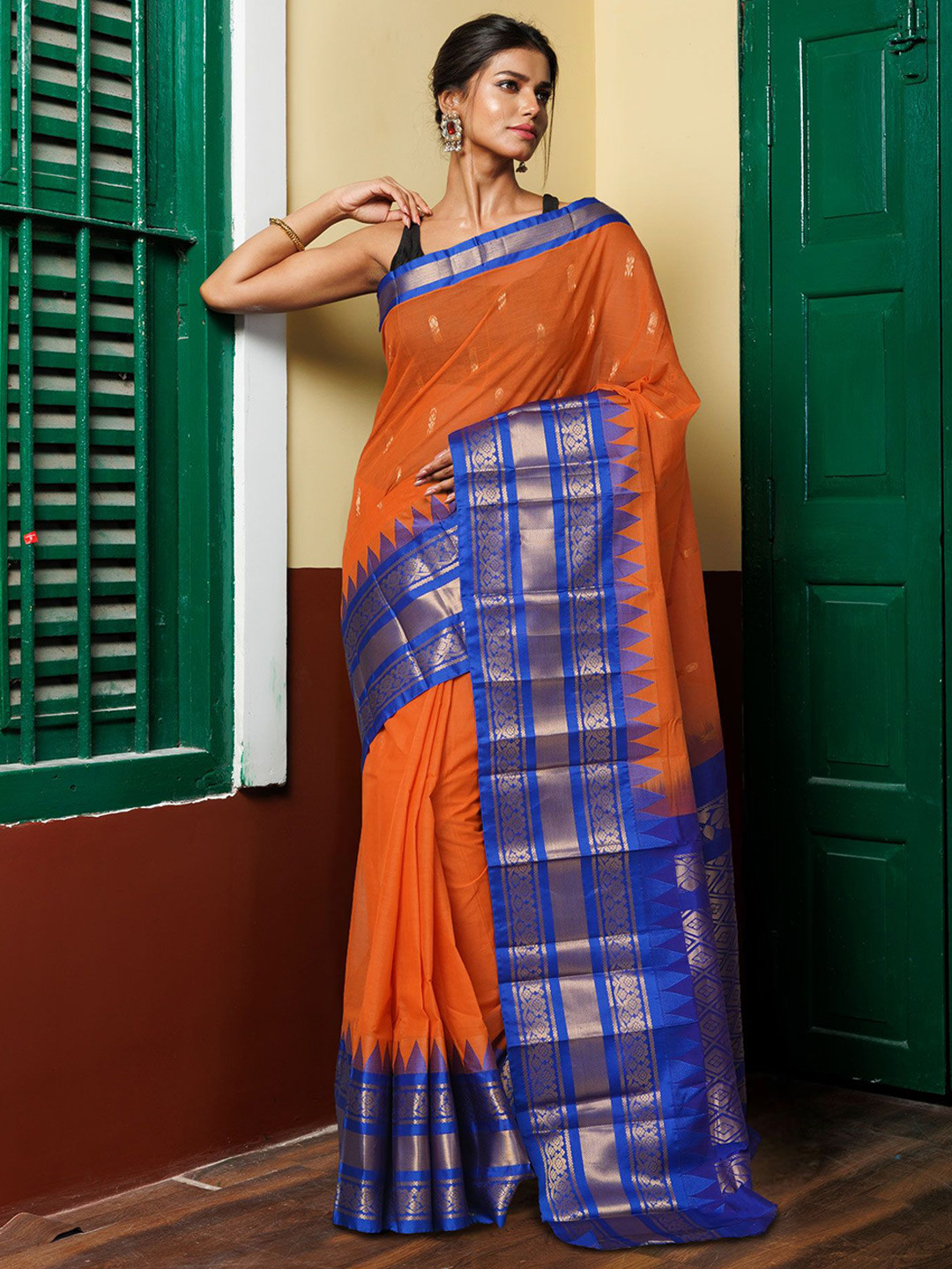 Unnati Silks Woven Design Pure Cotton Handloom Gadwal Saree