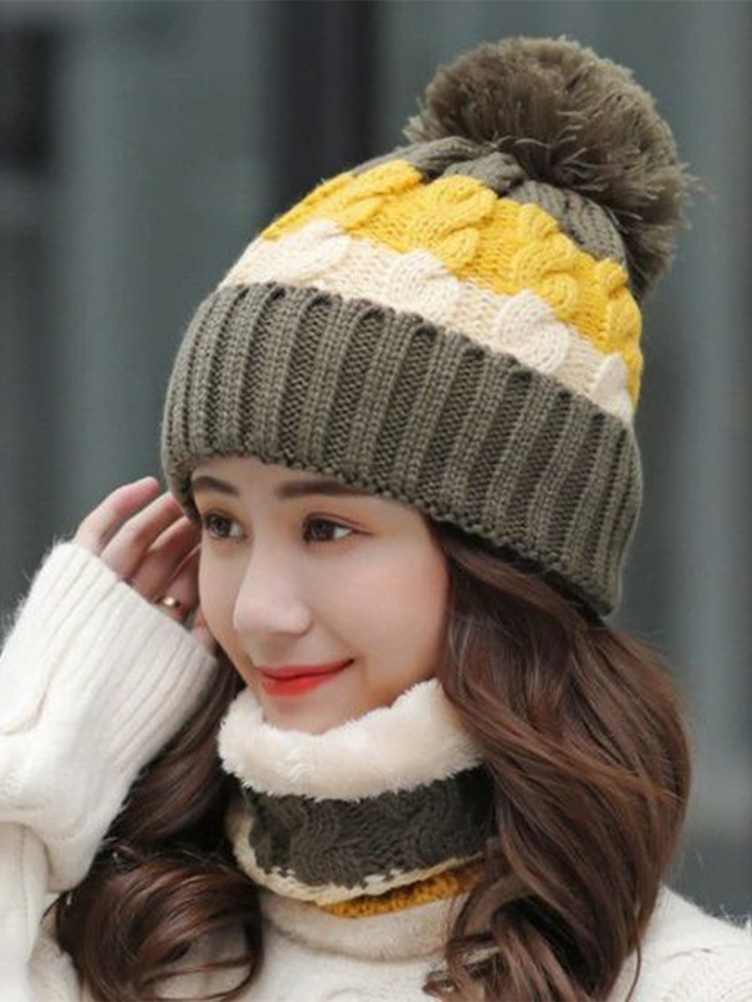 Alexvyan Women Knitted Woollen Wind Proof Beanie