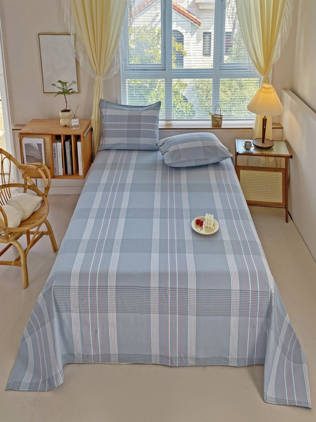 JC HOME Grey Geometric Cotton 230 TC Queen Fine Bedsheet with 2 Pillow Covers-230 x 200 cm