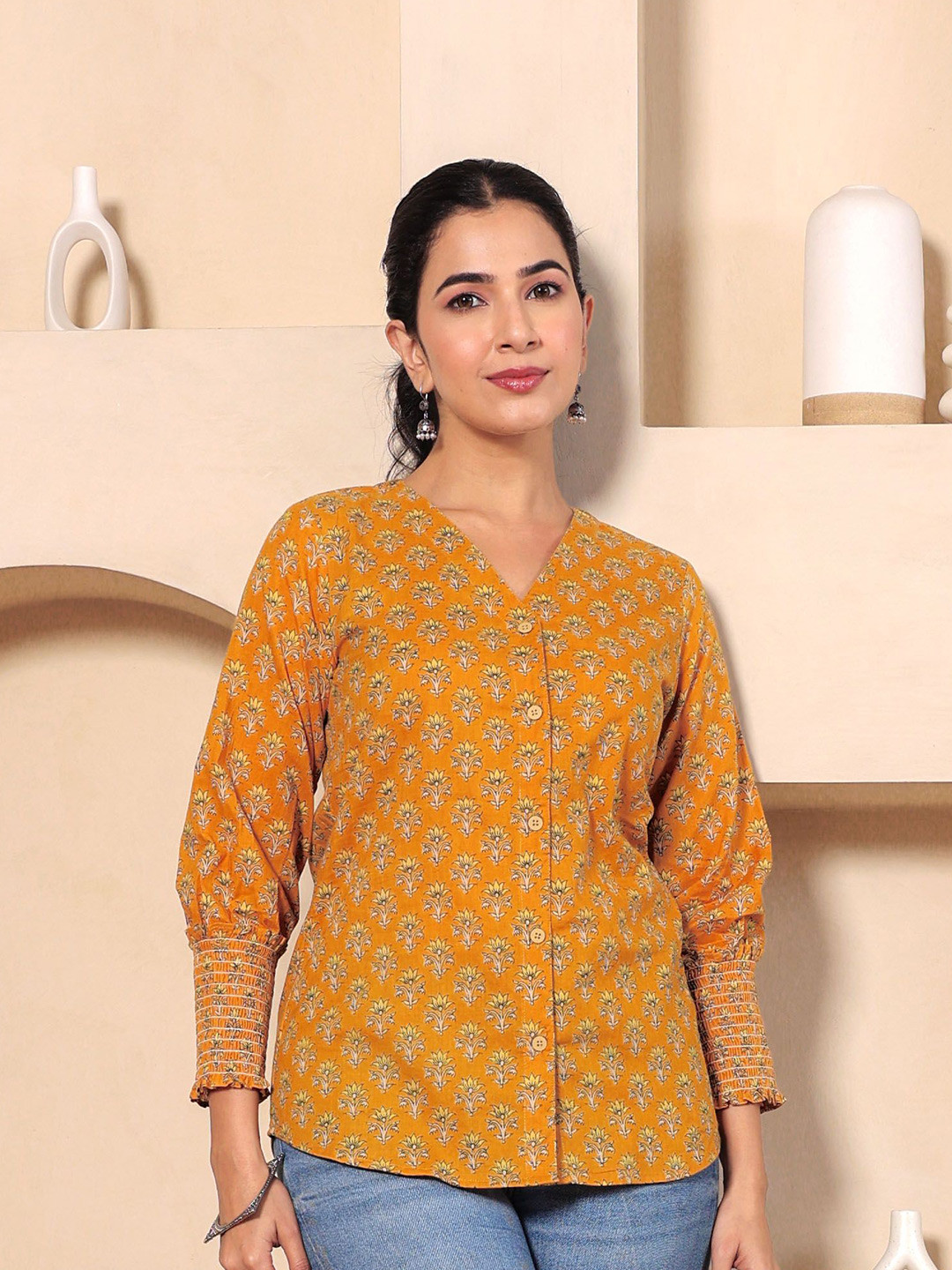 GULAB CHAND TRENDS Women Relaxed Floral Opaque Printed Casual Shirt