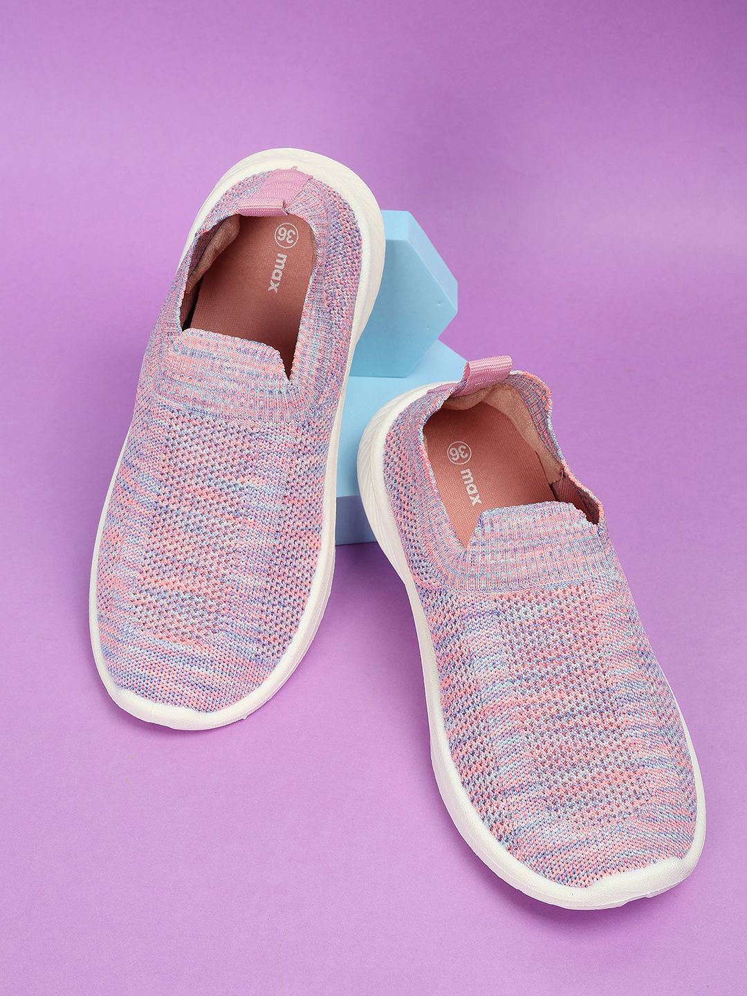 max Girls Walking Shoes