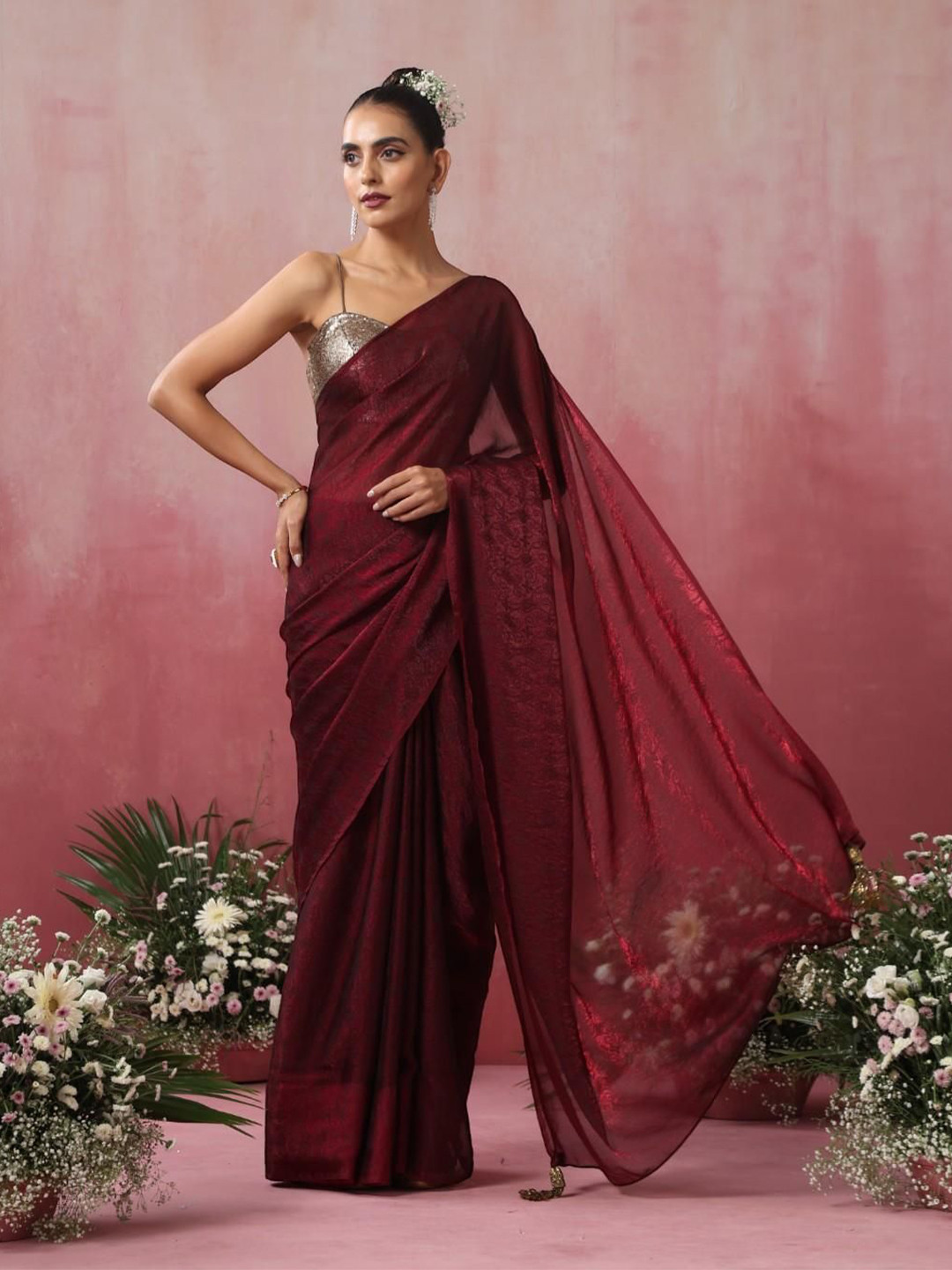 Swtantra Long Pendants Wine Paisley Chiffon Pure Saree