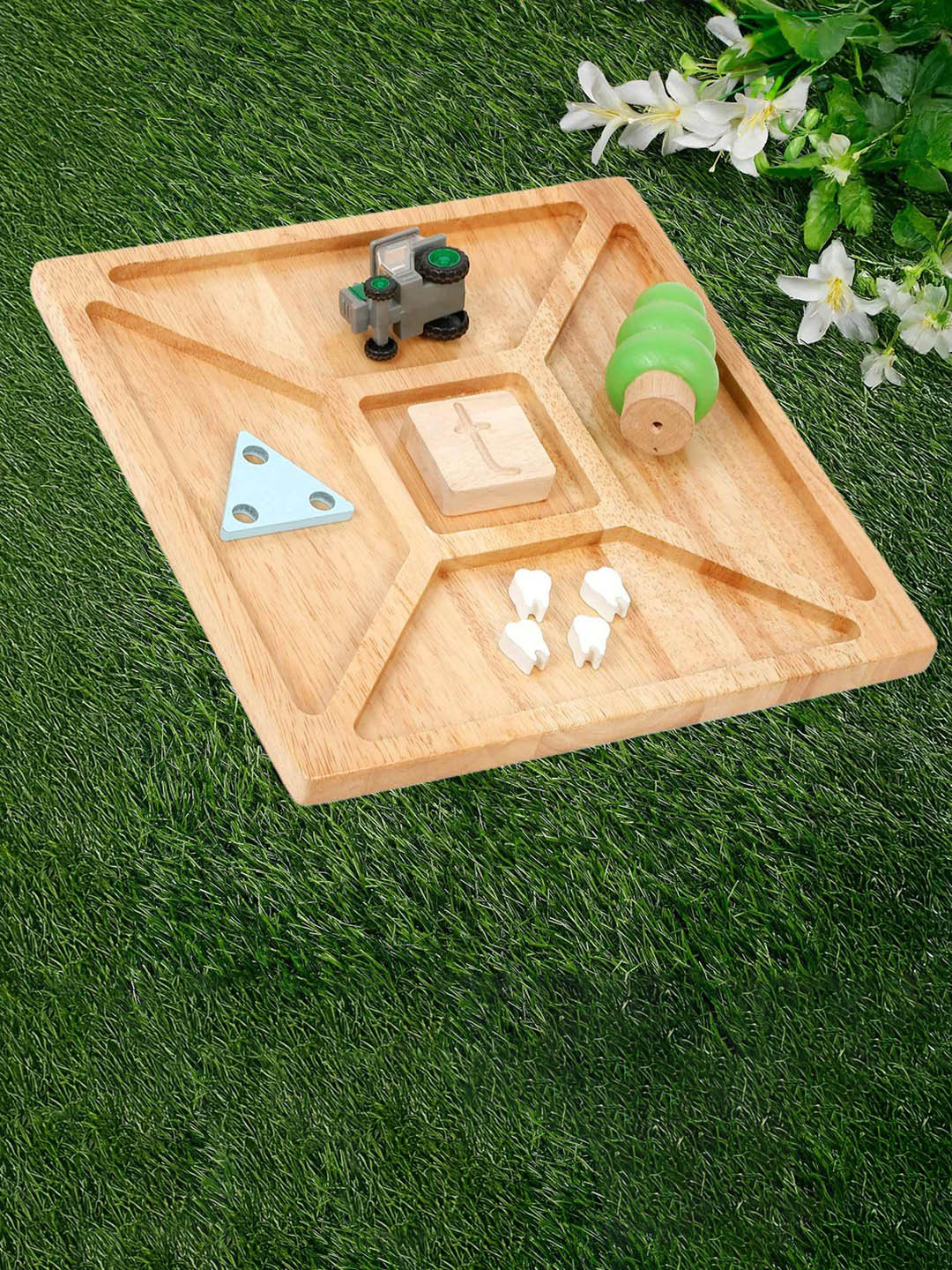 LITTLE GINNIE Wooden Sorting Tray