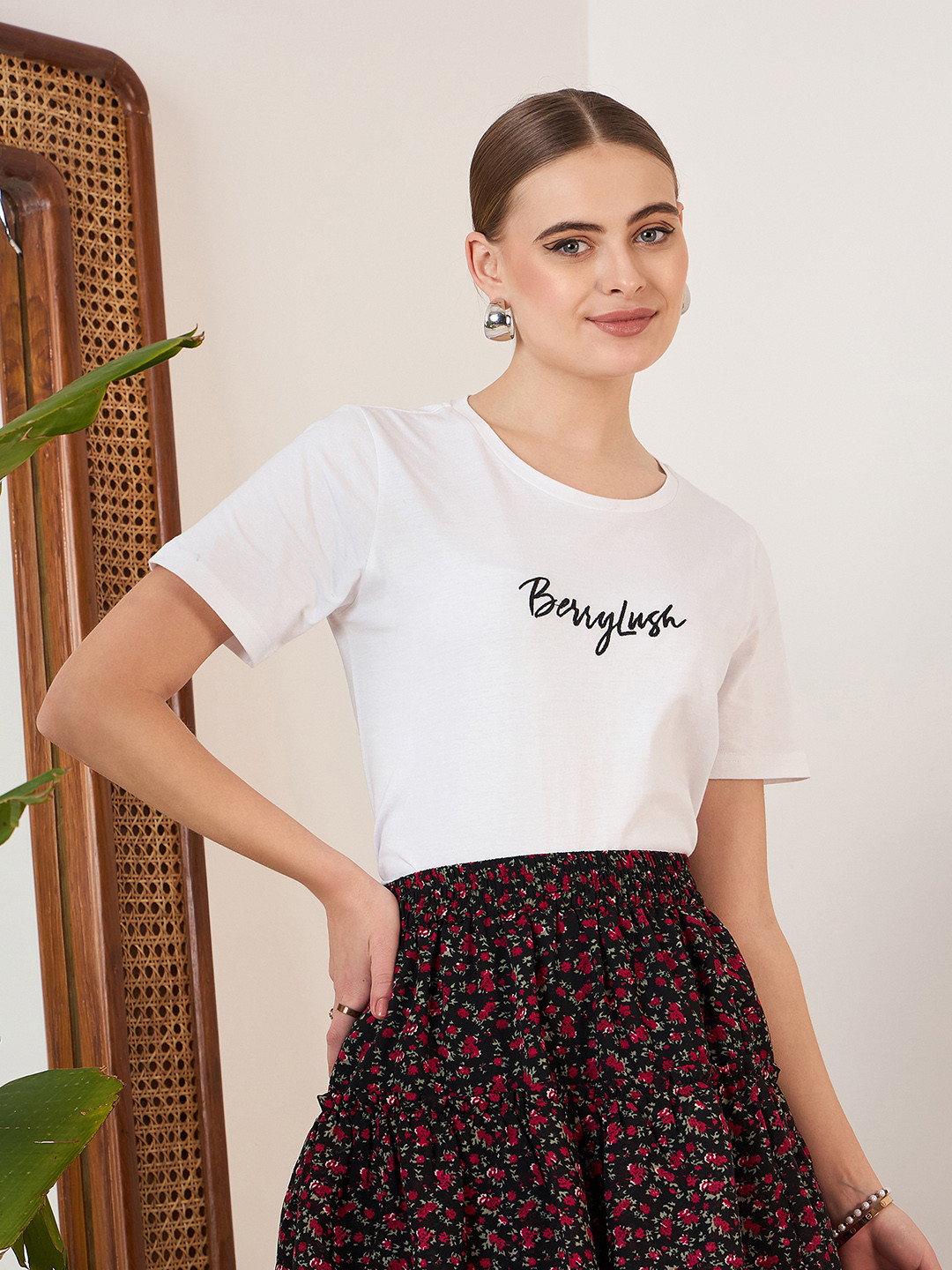 Berrylush BASICS White Brand Logo Embroidered T-shirt