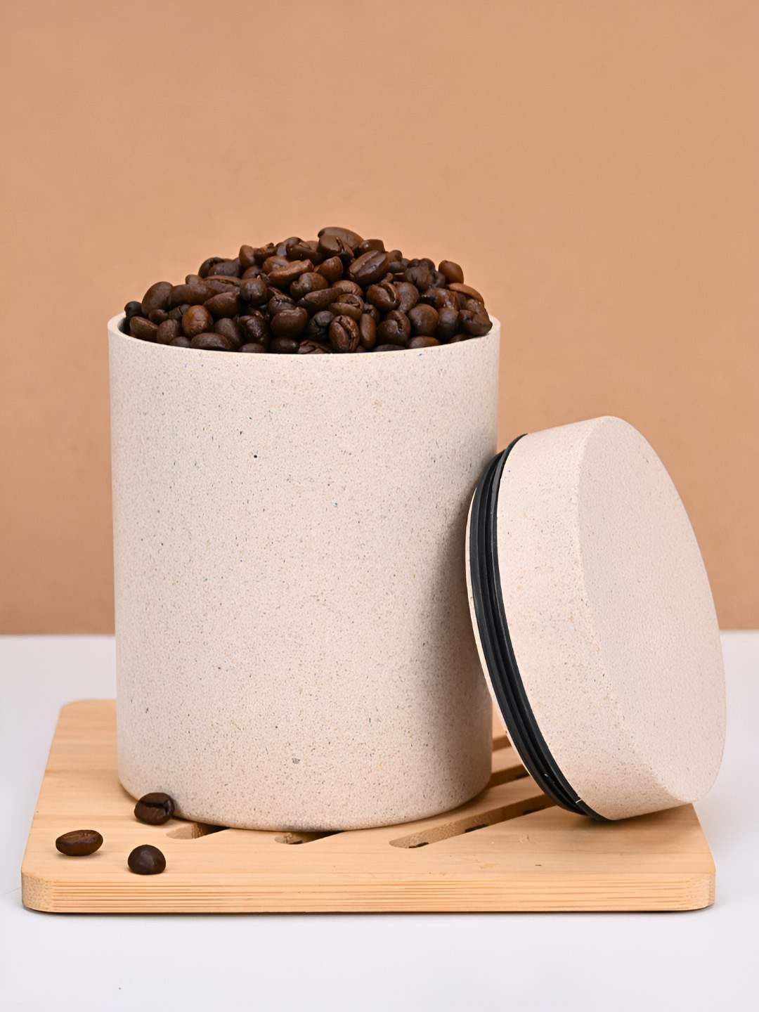 Eha off White Plastic Easy To Clean Snap Canister-700ml