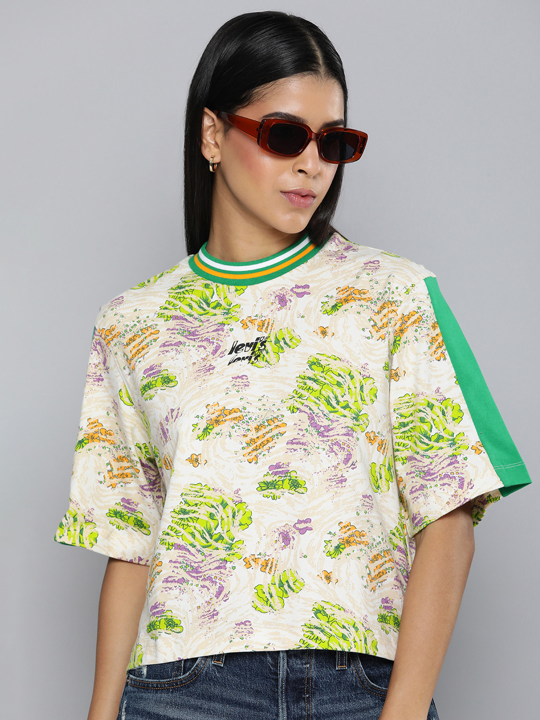 Levis Women's Abstract Print Round Neck T-shirt