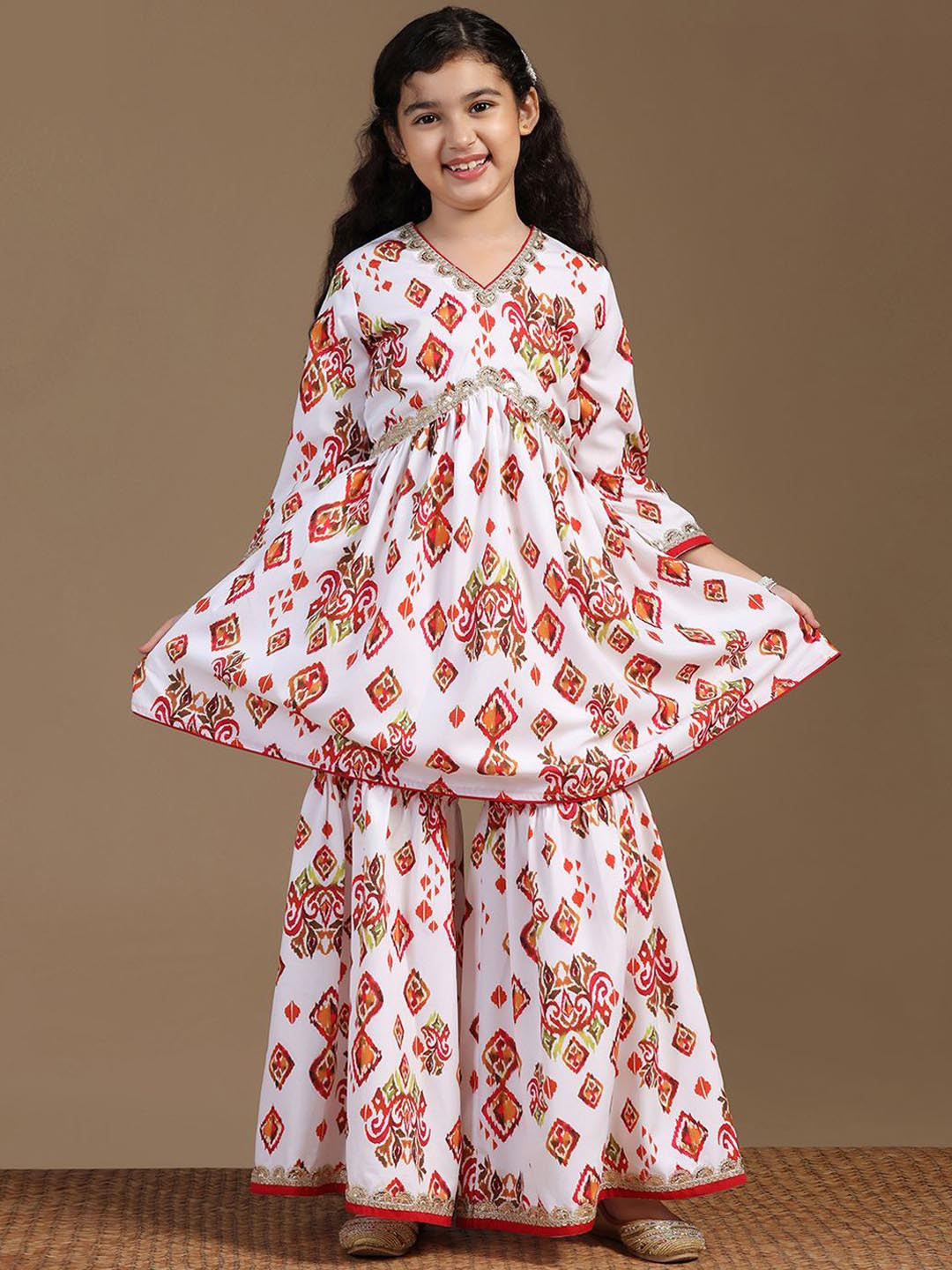 FASHION DREAM Girls Ethnic Motifs Printed V-Neck A-Line Kurta With Sharara
