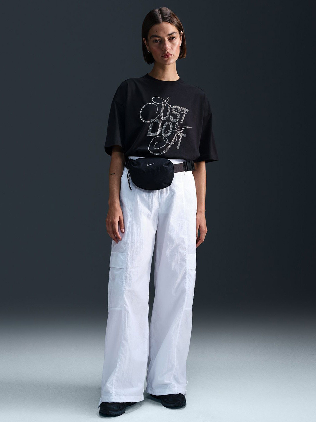 Nike Sportswear Women's Oversized Short-Sleeve T-Shirt