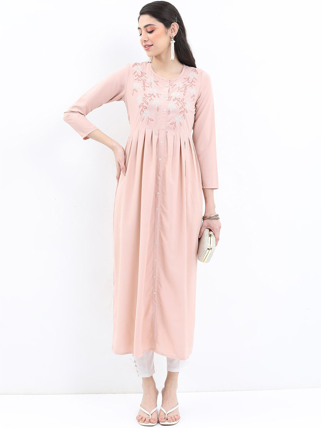 Vishudh Peach-Coloured Floral Embriodered Round Neck Thread Work Pleated Anarkali Kurta