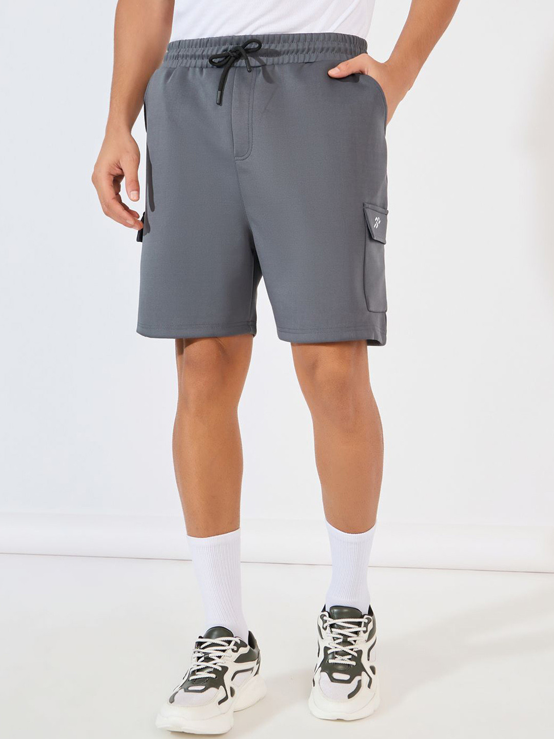 Styli Men Solid Cargo Fit Scuba Shorts