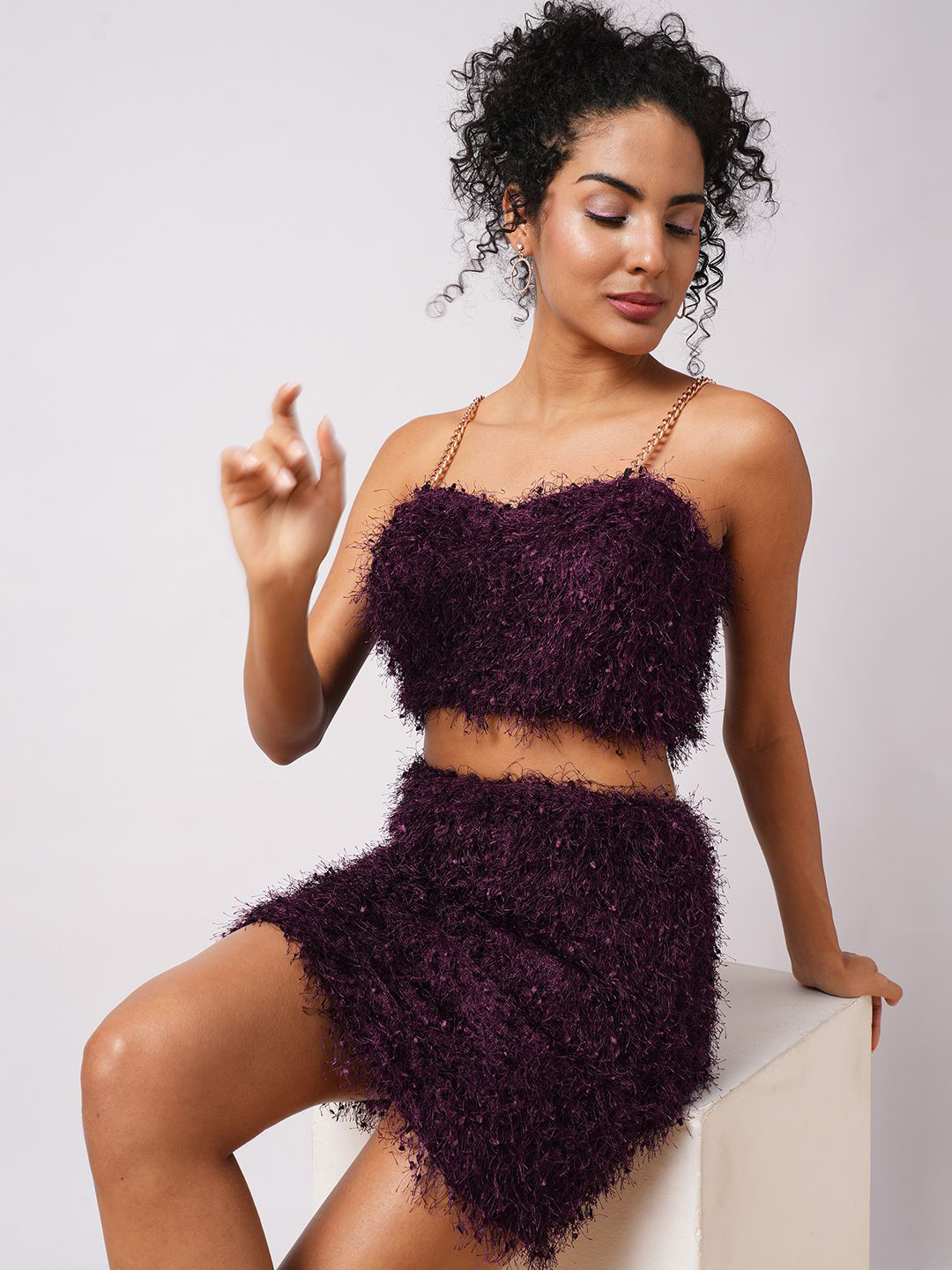Globus Burgundy Self Design Chain Shoulder Straps Faux Fur Crop Top With Mini Skirt