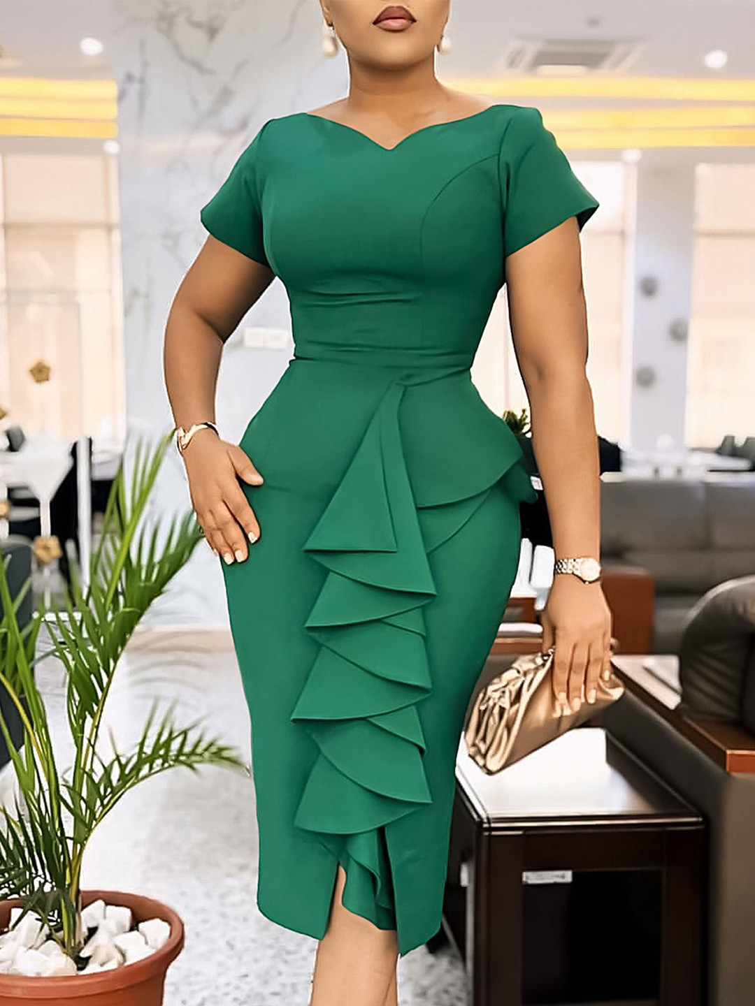 LULU & SKY Solid Ruffled Knee Length Bodycon Dress