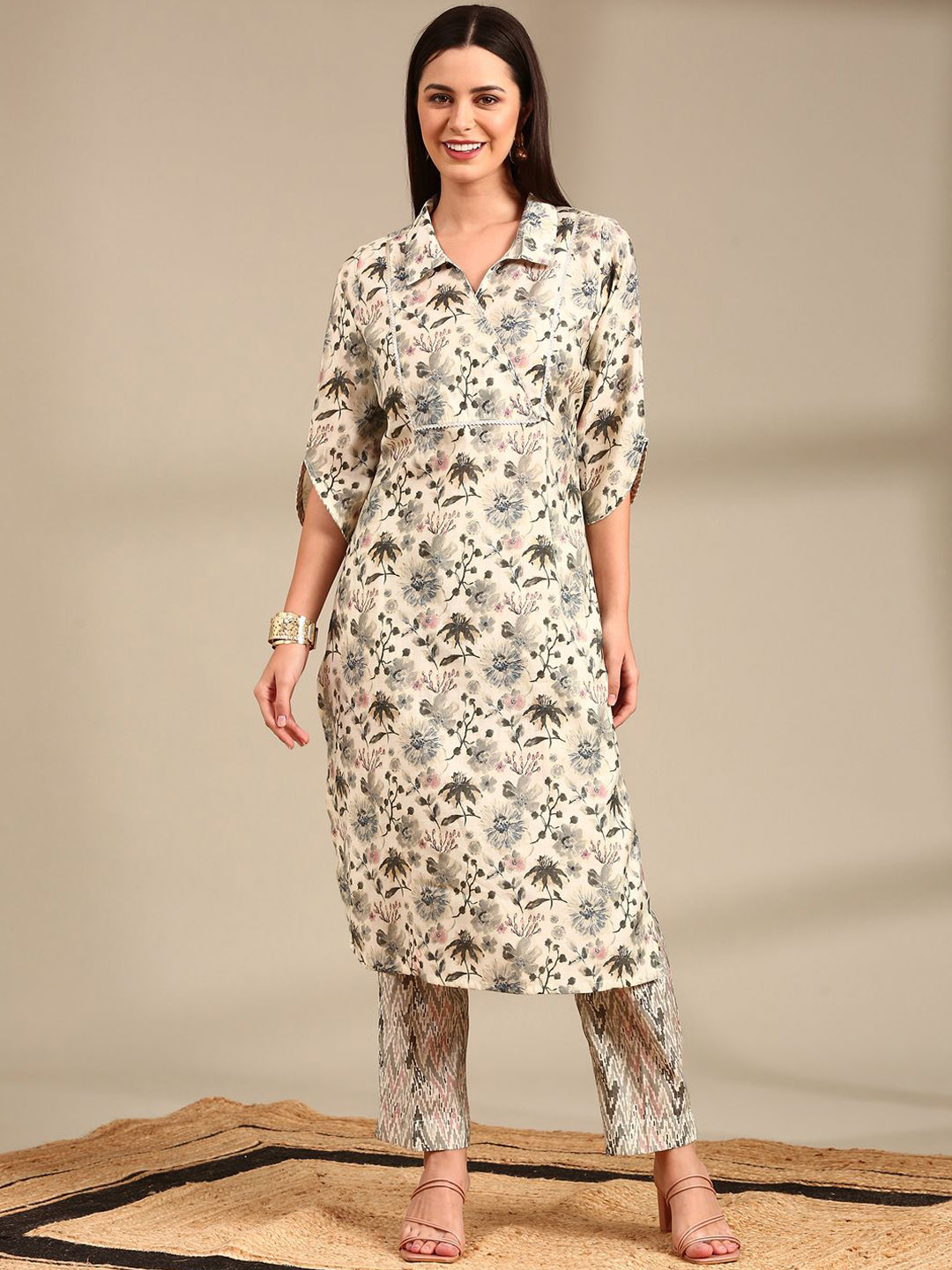 Anouk Off White Floral Printed Shirt Collar Straiight Kurta with Trousers